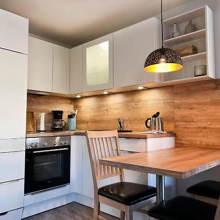 Haus-pole-poppenspaeler-i-whg-01